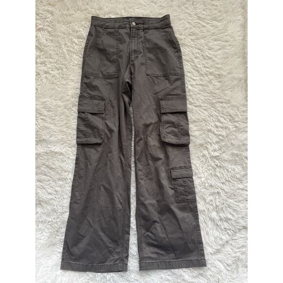 Hollister Pants - Hollister women's sz. 27 (4R) Ultra High Rise baggy cargo pants. Fantastic pair